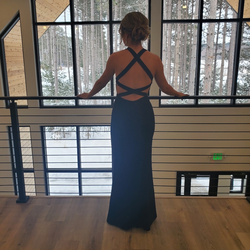 Lulus 》 Black 》 Backless Maxi Dress 》Size XS